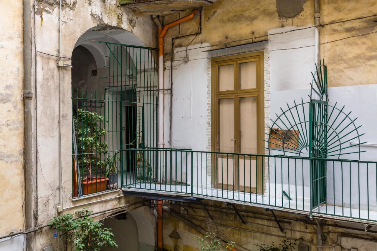 Art Apartment At Sanita By Wonderful Italy Napoli Eksteriør bilde